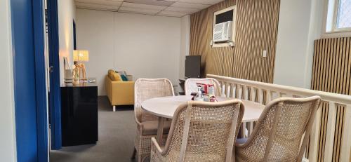 Facilities, 2BR 1BATH FLAT - by FCLROOM in CAMPERDOWN SYDNEY in Camperdown