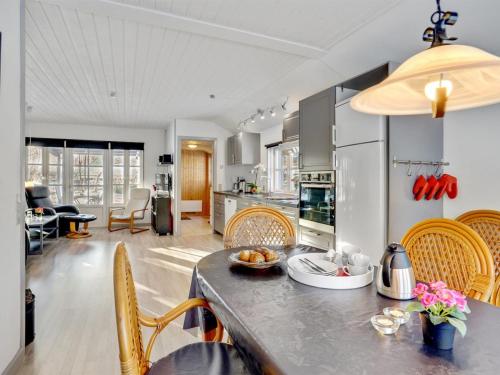 Holiday Home Agneta - 750m from the sea by Interhome in เฮลเบอร์สคอฟ