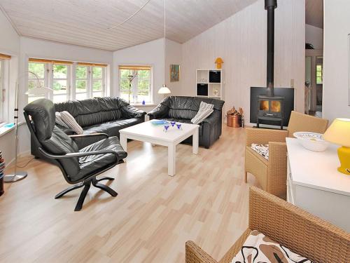 Holiday Home Gesina - 600m to the fjord by Interhome in Logstor