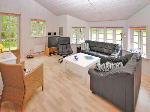 Holiday Home Gesina - 600m to the fjord by Interhome in Logstor