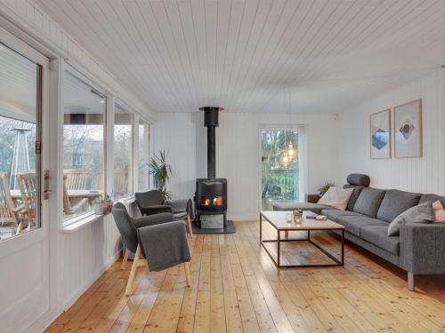 Holiday Home Adam - from the sea by Interhome in Oster Hurup