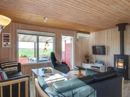  Holiday Home Yanne - 400m from the sea by Interhome in Hadsund