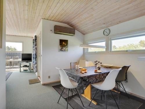 Holiday Home Ordan - 800m from the sea by Interhome in เฟียร์อิทสลิว