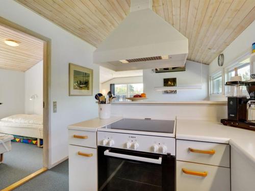 Holiday Home Ordan - 800m from the sea by Interhome in เฟียร์อิทสลิว