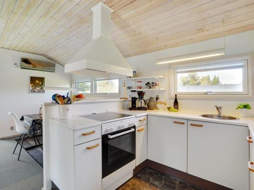 Holiday Home Ordan - 800m from the sea by Interhome in เฟียร์อิทสลิว