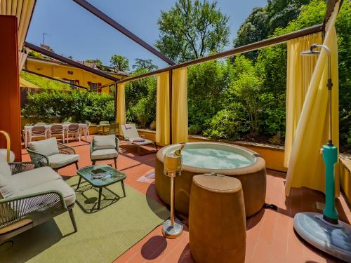 Balcony/terrace, Terrazza Mazzini 53 - Jacuzzi & Parking in East Bologna