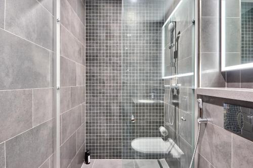STAY BY LATINEM Luxury 1BR Holiday Home CB 1409 Near Burj Khalifa, Dubai (photo 10)