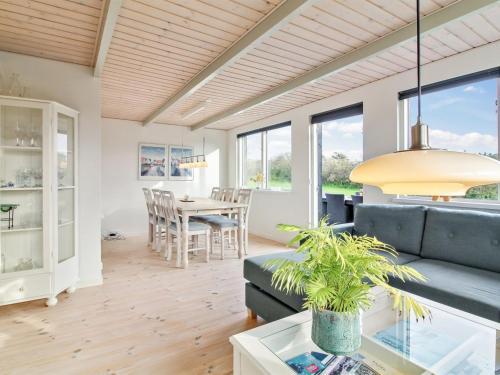 Holiday Home Benda - 348m from the sea by Interhome in จอร์ริง