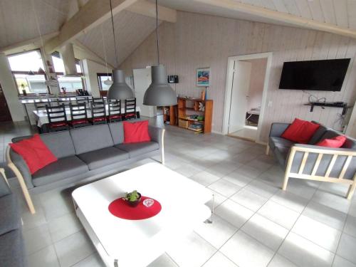  Holiday Home Emma - 976m from the sea by Interhome in Hirtshals