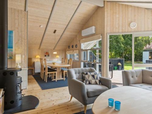 Holiday Home Dorti - 725m from the sea by Interhome in Nykobing Sjaelland