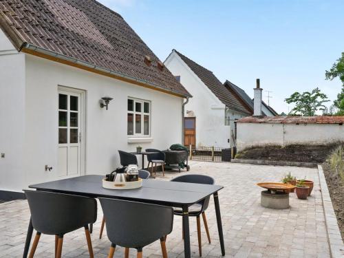  Holiday Home Neno - 2-2km from the sea by Interhome in Aså