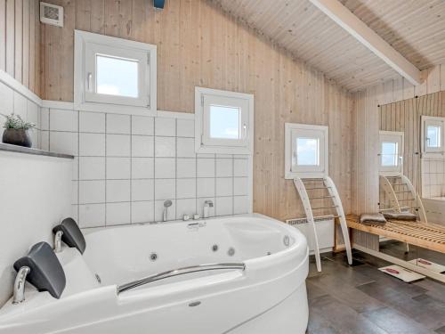 Holiday Home Flepko - 50m from the sea by Interhome in Hvide Sande