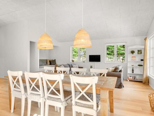 Holiday Home Gedda - from the sea by Interhome in Hals