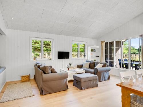 Holiday Home Gedda - from the sea by Interhome in Hals