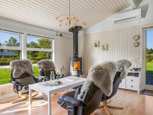 Holiday Home Galmand - from the sea by Interhome in Hals