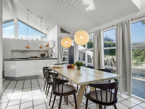 Holiday Home Heralde - 60m from the sea by Interhome in ฮวอรุป คลิต