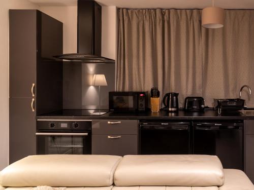 Luxury ground floor modern flat close to city with free parking, Leeds (foto 7)
