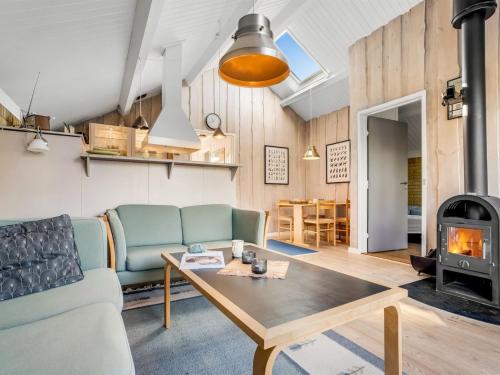 Holiday Home Hedde - 100m from the sea by Interhome in Askeby