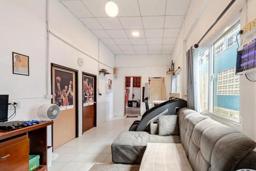 Room 1 Homestay Near BTS Bangwa & Train Muaythai