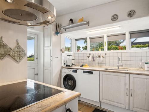 Holiday Home Yngvy - 500m from the sea by Interhome in Hejsager