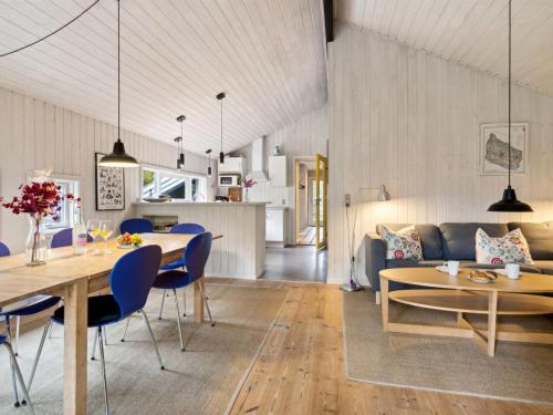 Holiday Home Aimo - 300m from the sea by Interhome in Snogebaek