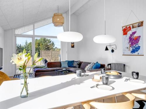 Holiday Home Jale - 900m from the sea by Interhome in Vaeggerlose