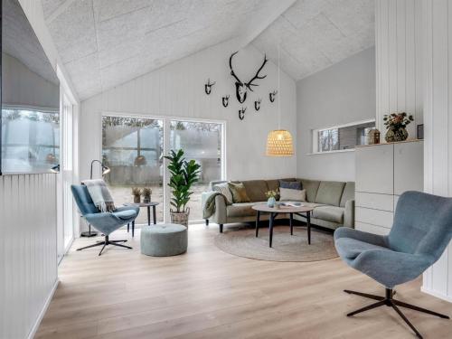 Holiday Home Anila - 80m from the sea by Interhome in Vaeggerlose
