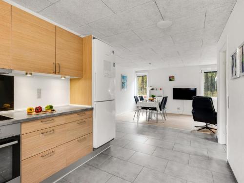 Apartment Kamp - 1km to the fjord by Interhome near No Kirke