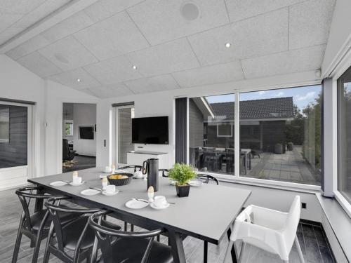 Holiday Home Billa - 450m from the sea by Interhome in Oksby