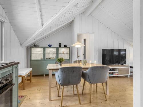 Holiday Home Evgenia - from the sea by Interhome in Hals