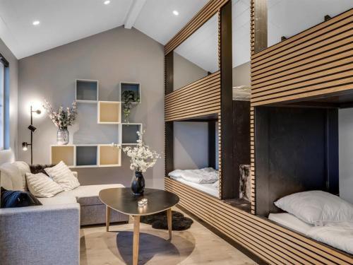 Holiday Home Bent - from the sea by Interhome in Hou