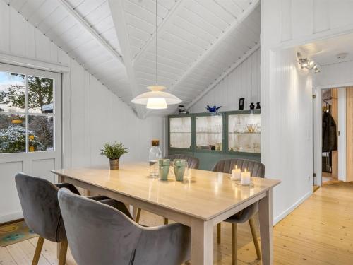 Holiday Home Evgenia - from the sea by Interhome in Hals