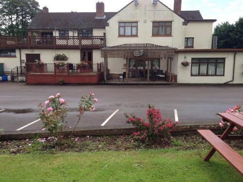 B&B Lydney - The Woolaston Inn - Bed and Breakfast Lydney