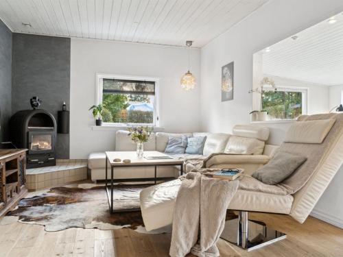 Holiday Home Elemine - 300m to the fjord by Interhome in Kirke-Hyllinge