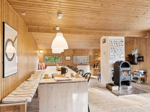 Holiday Home Gunward - 3km from the sea by Interhome in Knebel