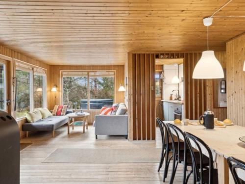 Holiday Home Gunward - 3km from the sea by Interhome in Knebel