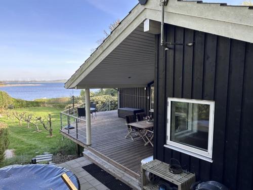 Holiday Home Nico - 70m to the fjord by Interhome in Roslev