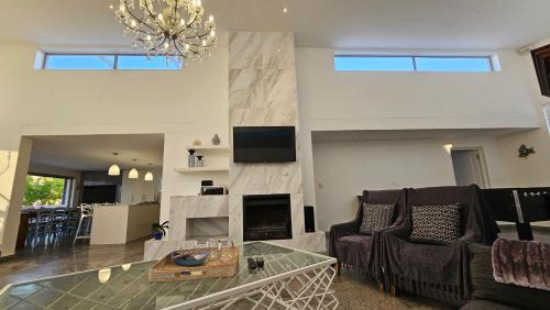 Waterfront Villa Retreat, Langebaan in The Cove