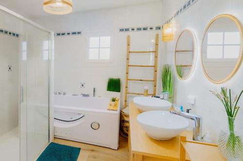 Évasion à Rully grande maison avec piscine privée (Evasion a Rully grande maison avec piscine privee) in Chagny