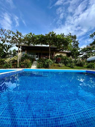 景觀, Vista al Volcán Tenorio y Montaña (Vista al Volcan Tenorio y Montana) in 阿雷納