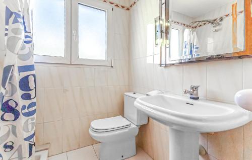 Amazing apartment in Altea w/ 2 Bedrooms - image 7