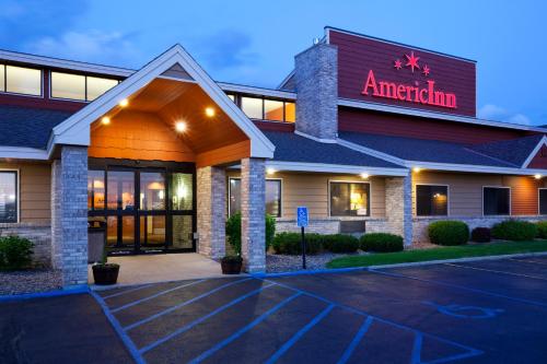 AmericInn by Wyndham Fergus Falls - Conference Center