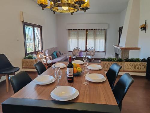 Villa Montilla in Suburbs