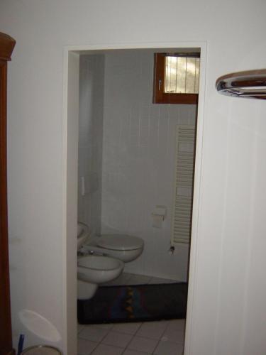 Zimmer mit Bad in München, Munich (photo 6)