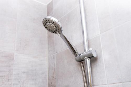 CENTRAL Luxury 2BR Apartment Manchester, Manchester (photo 11)