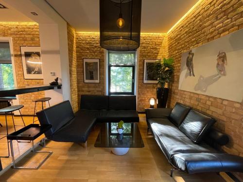 Downtown Retreat Loft-Industrial Studio, Riga (photo 3)