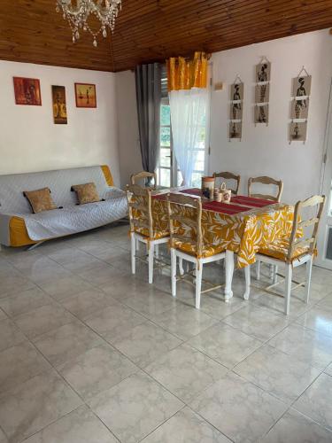 Bleu Ocean in Ντεχάιες