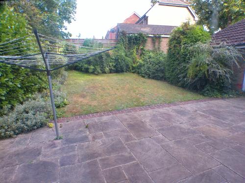 View, Stylish home on quiet street near Cyprianis Locksbottom