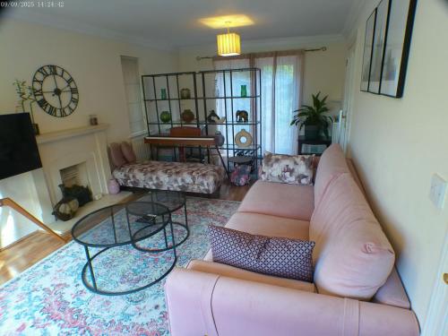 Stylish home on quiet street, Orpington