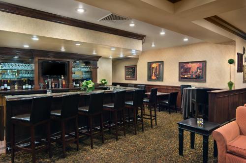 Oxford Suites Boise - image 5